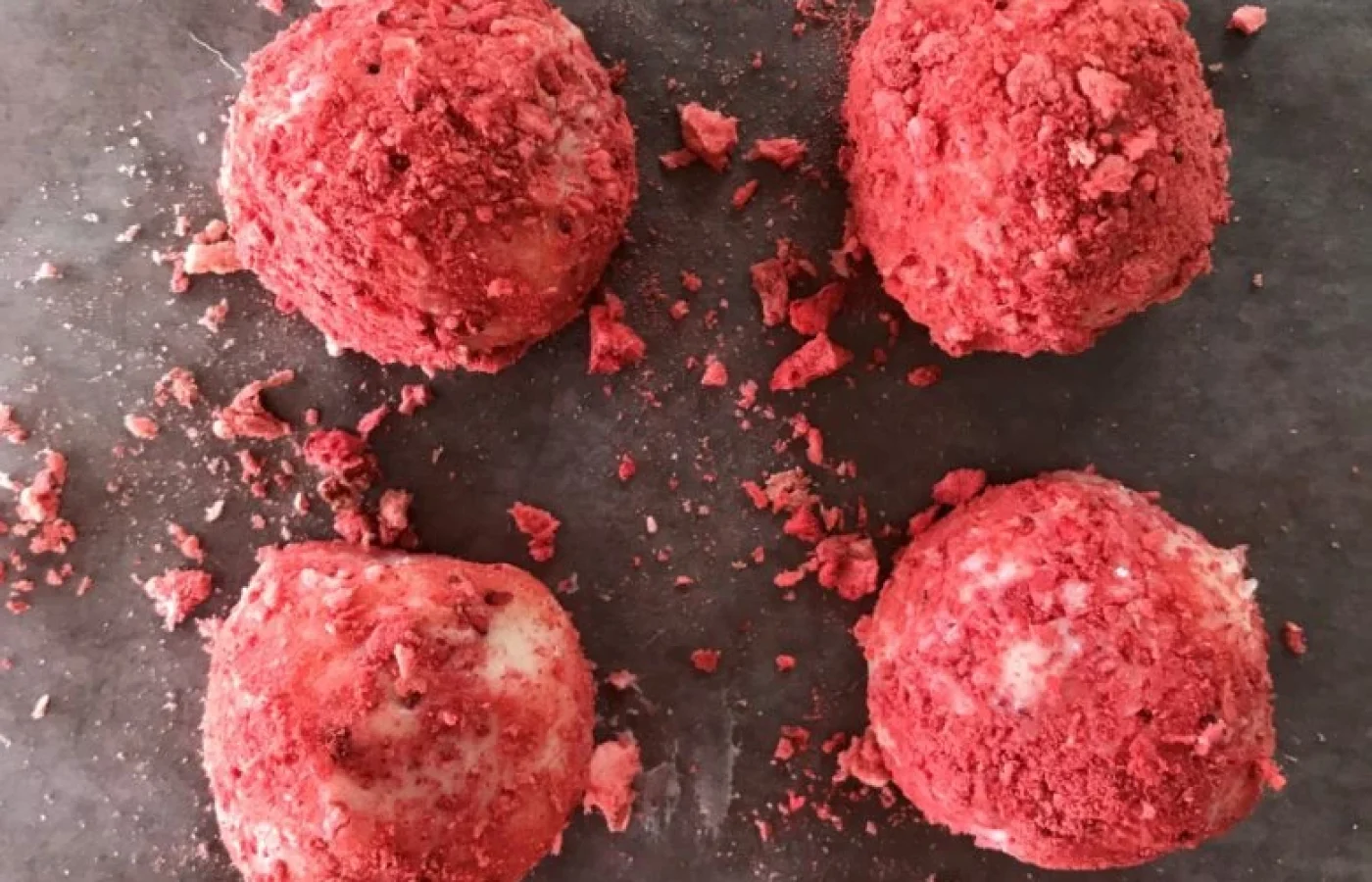 3 Ingredient Strawberry Truffles